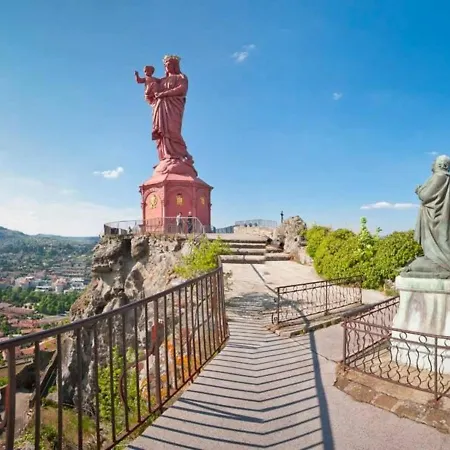 Holiday home Charmante Maisonnette A Blavozy, Proche Du Puy-en-velay, Avec Terrasse Privative, Wifi, Et Parking - Fr-1-582-57