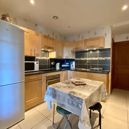 Séjour à la campagne Charmante Maisonnette à Blavozy, Proche Du Puy-en-velay, Avec Terrasse Privative, Wifi, Et Parking - Fr-1-582-57
